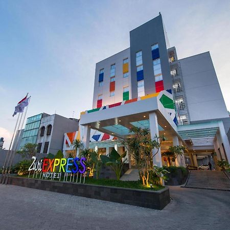 Zuri Express Mangga Dua Hotel Jacarta Exterior foto